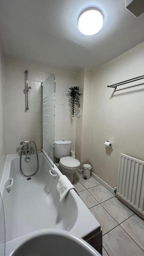 Edinburgh City Centre - Powderhall Modern Spacious 2 Bedroom Apartment With Free Parking Exterior photo